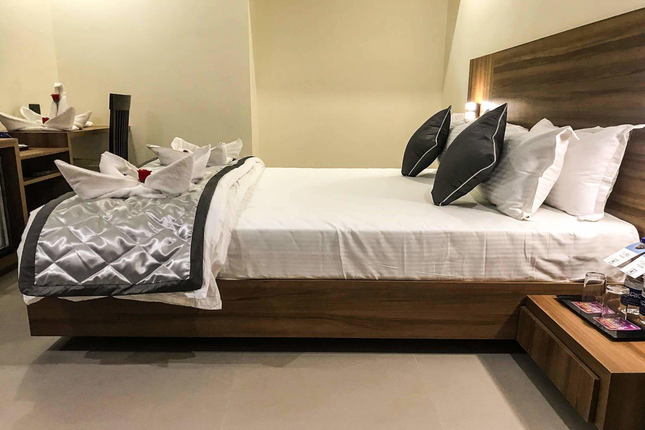 Kyriad Hotel Solapur By Othpl Ngoại thất bức ảnh