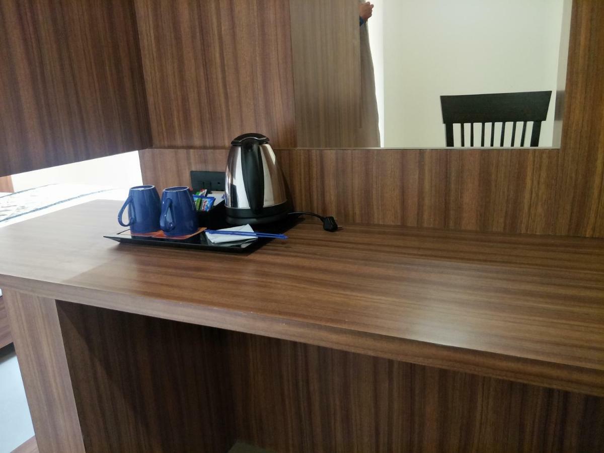 Kyriad Hotel Solapur By Othpl Ngoại thất bức ảnh